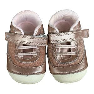 First walker Stride Rite Soft Motion Rose Gold 6XW (wide)